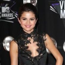 Selena Gomez, Brad Pitt & More Set for MTV MOVIE AWARDS
