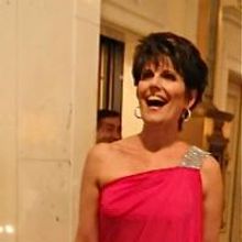 BWW Reviews: LUCIE ARNAZ Springs Into Love In Charming Cafe Carlyle Debut Show