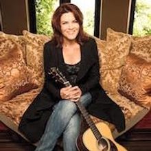 Grammy Winner Rosanne Cash Comes to Thousand Oaks Today
