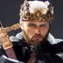 BWW Review: CAMELOT - The Impossibility of Utopia