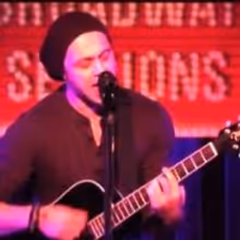 STAGE TUBE: Matt DeAngelis Sings 'Sexy and I Know It' at BROADWAY SESSIONS