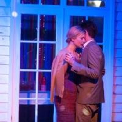 BWW Reviews: THE PAVILION