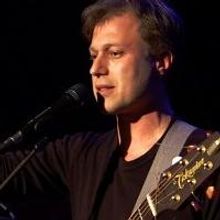 Comedian Henry Phillips Comes to the Bijou Stage Tonight