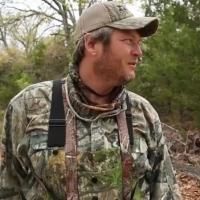 Blake Shelton & Guy Fieri Head to Sportsman Channel's AVIAN-X TV Tonight