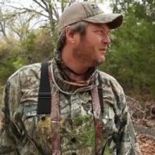 Blake Shelton & Guy Fieri Head to Sportsman Channel's AVIAN-X TV Tonight