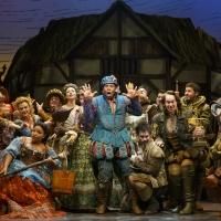 Making the World's First Musical! Meet the Full Cast of SOMETHING ROTTEN!, Opening Tonight on Broadway