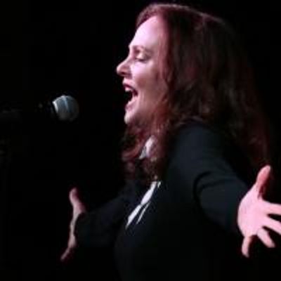 Photo Coverage: Lesley Ann Warren Performs from CINDERELLA at Barnes &amp; Noble