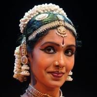 BWW Reviews: Pentacle's FALL FURTHER II at Citigroup Theater