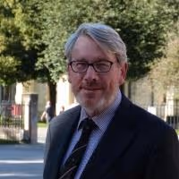 English Choirmaster and Composer Philip Moore to Conduct St. Charles Singers, 5/17-18