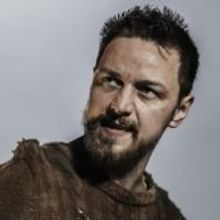 James McAvoy Stops During MACBETH at Trafalgar Studios to Help Collapsed Audience…