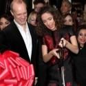 Photo Coverage: Rose Byrne Cuts Ribbon at Sephora Times Square
