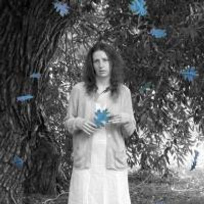 BWW Reviews: The Edge Theatre Presents HOUSE OF THE BLUE LEAVES with Absurd but Solid Performances