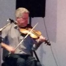 BWW Reviews: HANDING DOWN THE TUNES Documents A Continuing Family Tradition