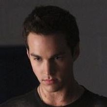 BWW Recap: THE VAMPIRE DIARIES Uncloaks its Midseason Premiere