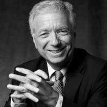 Author David Wallechinsky Discusses His BOOK OF LISTS and Its Impact on the Internet