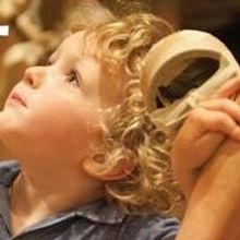 PAPER PLANET Plays the New Vic, Now thru 6/7