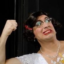 BWW Reviews: THE CALAMARI SISTERS' BIG FAT ITALIAN WEDDING Takes Over Penn's Landing