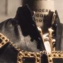 STAGE TUBE: Video Teaser of ANNE BOLEYN at the Gamm