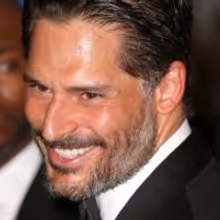 Joe Manganiello Exits Fox's SCREAM QUEENS, Oliver Hudson Steps in
