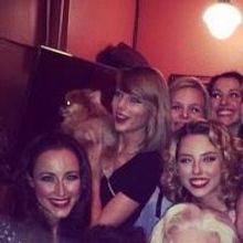 Twitter Watch: Taylor Swift Backstage at   BULLETS OVER BROADWAY