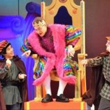 Arizona Coyotes Foundation Hosts 'Dinner & A Show' with VYT's THE EMPEROR'S NEW CLOTH