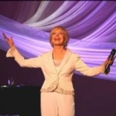 BWW Reviews: FLORENCE HENDERSON: ALL THE LIVES OF ME - She is Simply Charming