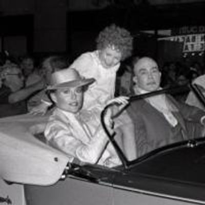 Photo Blast from Past: On the Set with ANNIE Cast in 1982