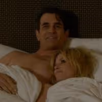 BWW Recap: Gloria's Sister Visits, Juliana Meets Phil on a Valentine's MODERN FAMILY