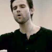 STAGE TUBE: Kyle Dean Massey and Taylor Frey Sing 'Angels We Have Heard On High' to… Video
