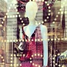 Photo Coverage: Ooo and Ahh Over Great Gatsby Costumes in Soho