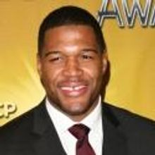 Michael Strahan Makes Appearance in ELF Today