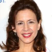 Jessica Hecht, Dominic Fumusa and More Star in STAGE KISS at Playwrights Horizons…