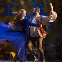 Photo Flash: First Look at Adam Grabau, Mary McNulty and More in the National Tour…