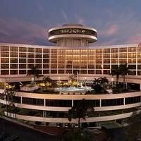 Summer Savings Draw Guests to Tampa Airport Marriott's Tampa Bay Accommodations