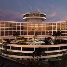 Summer Savings Draw Guests to Tampa Airport Marriott's Tampa Bay Accommodations