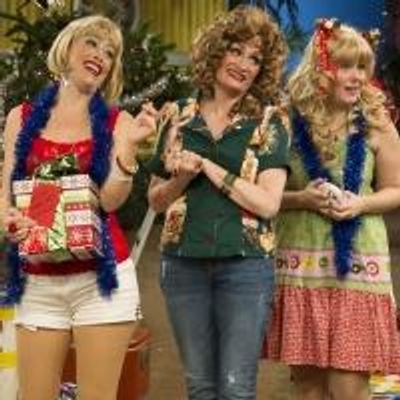 BWW Reviews: Stages Rep's GREAT AMERICAN TRAILER PARK CHRISTMAS MUSICAL Is A Heart-Warming Hoot