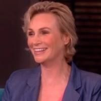 STAGE TUBE: ANNIE's Jane Lynch Talks Broadway, GLEE and More on THE VIEW
