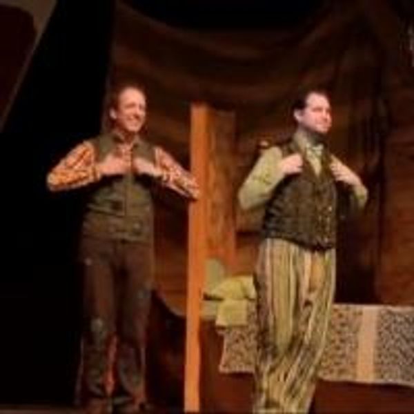 STAGE TUBE: A Scene from Chicago Children's Theatre's A YEAR WITH FROG AND TOAD - Chicago Theater Video