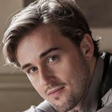 BWW Reviews: Seth Glier Charms Rockwood Music Hall