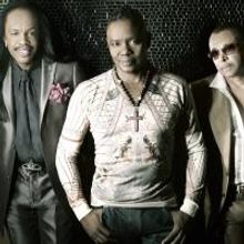 BWW Previews:  EARTH, WIND AND FIRE Head to NJ PAC 6/19 and 6/20