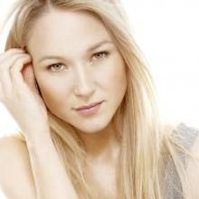 BWW Interviews: Singer, Songwriter, Poet, Actress!! JEWEL Brings Her Many Incredible 
