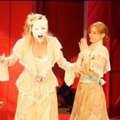 Photo Flash: First Look at Richard Kind, Emily Trask and More in TRAVESTIES at Bay Street Theater
