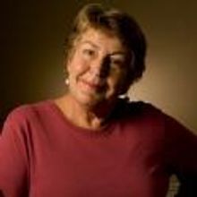 BWW Interviews: Helen Reddy Talks Her Return to Singing in Two Upcoming SoCal Concert
