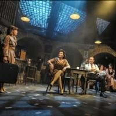 Photo Flash: First Look at Theatre Royal Stratford East's FINGS AIN'T WOT THEY USED T'BE