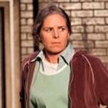 BWW Review: Centaur Theatre's GOOD PEOPLE is a Love Letter to South Boston