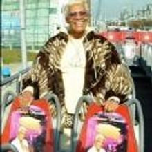 Photo Flash: Dionne Warwick Celebrates New Album with Gray Line New York 'Ride of…