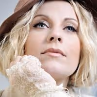 BWW Interview: Louise Dearman On Charity Show 'LET'S HEAR IT FOR THE BOYS'!