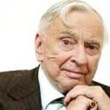 Broadway to Dim Lights for Gore Vidal on Friday