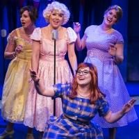 BWW Reviews: Stages' THE MARVELOUS WONDERETTES: CAPS AND GOWNS is a Guaranteed Good T Photo