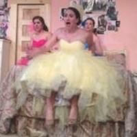 BWW Reviews: FIVE WOMEN WEARING THE SAME DRESS Offers a Different Take on Girl Talk
